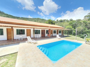 Sítio privativo com piscina
